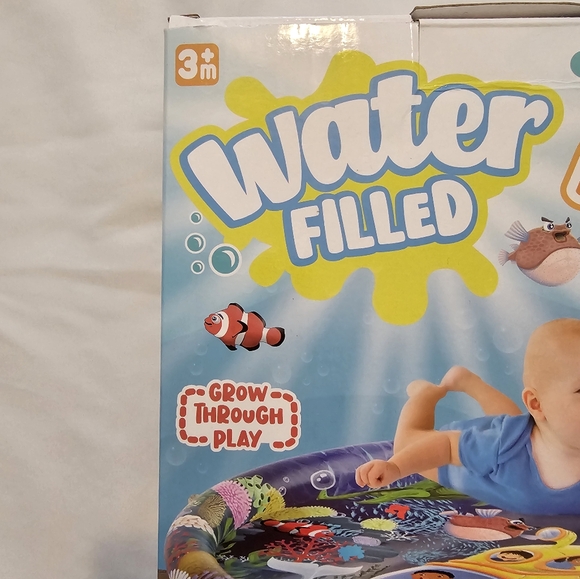NWOT Tummy Timez Water Filled Activity Mat for Babies - 3 Months+ - Picture 4 of 7